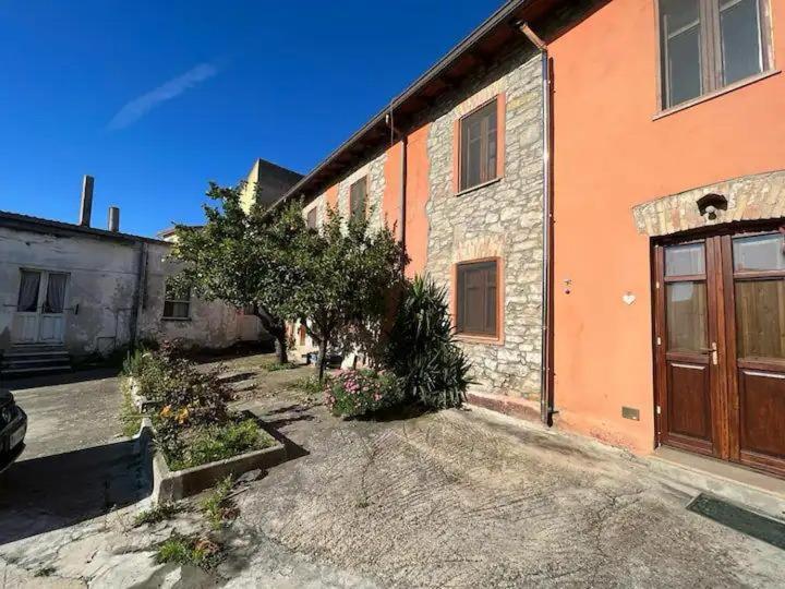 La Corte Degli Aranci Senorbi Exterior photo
